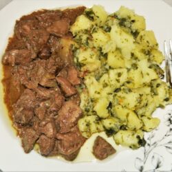 Sauteed Chicken Livers With Onions - Served With Potato Salad