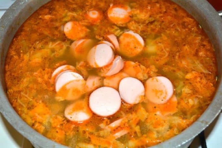 Frankfurters in Soup Frankfurter Sausage in the Soup