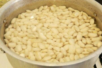 Soaked White Beans in a Pot