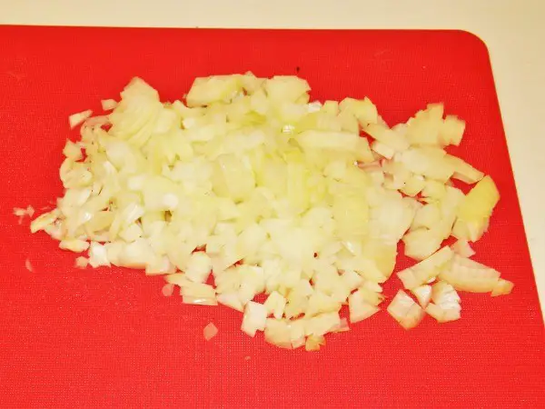 Best Creamy Mushroom Pasta Recipe-Chopped Onions