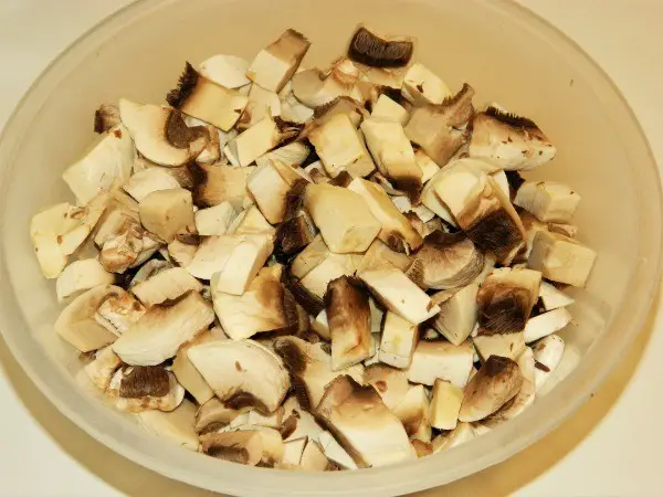 Best Creamy Mushroom Pasta Recipe-Cut in Cubes Mushrooms