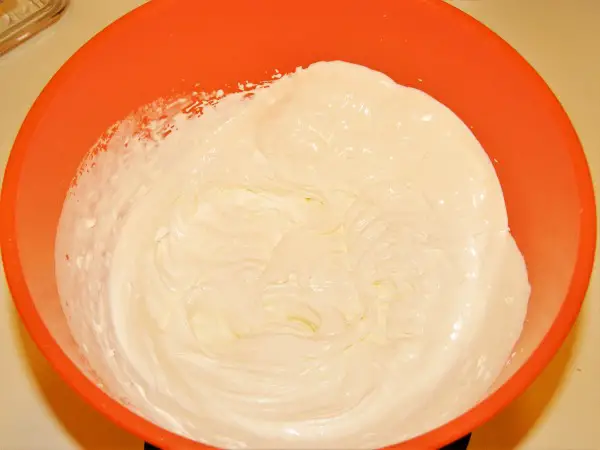 Best Raspberry Cheesecake Recipe-Double Cream Foam in Bowl