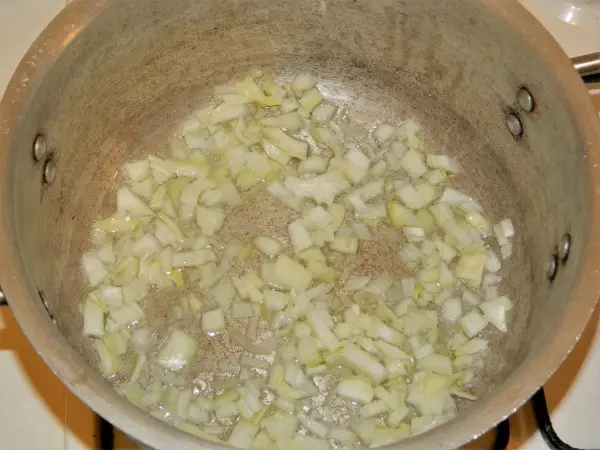 Best Cabbage Soup Recipe-Frying Chopped Onions