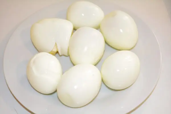 Best Cheesy Potato Casserole Recipe-Peeled Hard-Boiled Eggs