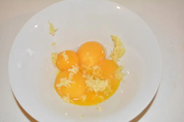 Best Creamy Chicken Soup Recipe-Egg Yolks and Grated Garlic