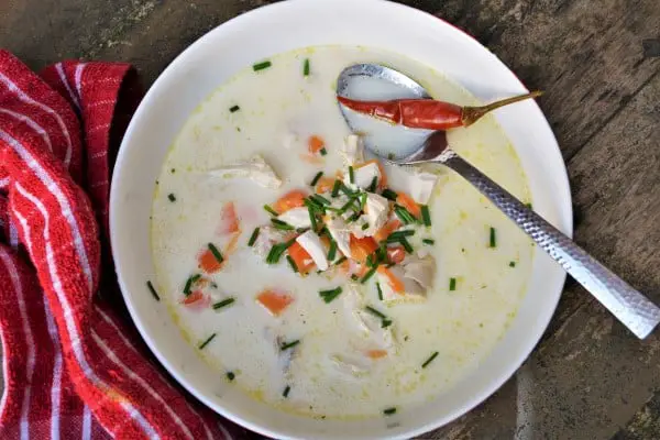 Best Creamy Chicken Soup Recipe-Served in Bowl With Bread and Chilli