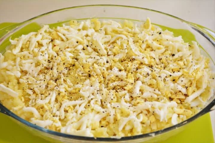 Best Cheesy Potato Casserole Recipe-Grated Eggs is Last Layer in Casserole Grated Eggs is Last Layer in Casserole