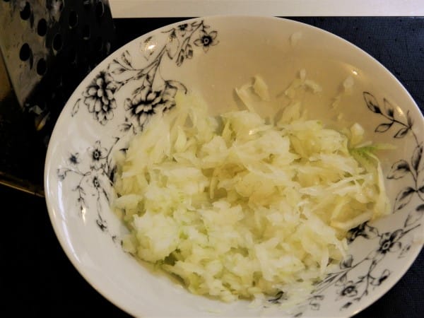 Creamy Kohlrabi Soup Recipe-Grated Onion