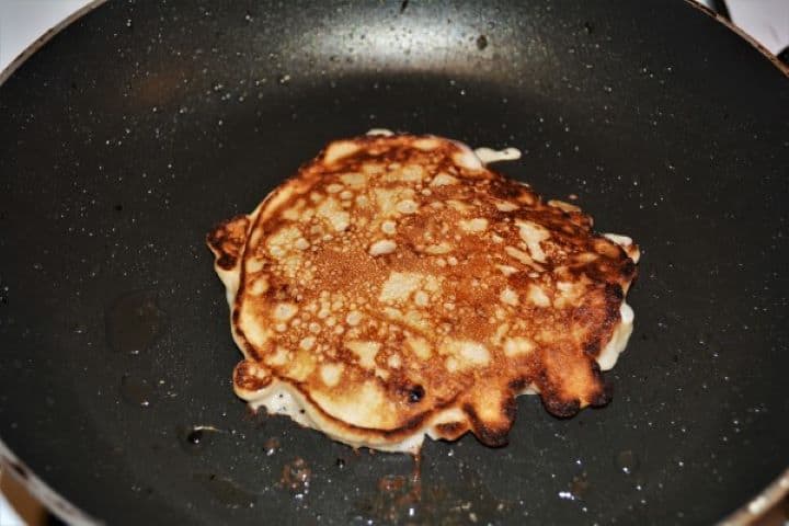 Easy Cinnamon Apple Pancakes Recipe-One Side Fried Pancake One Side Fried Pancake in a Pan
