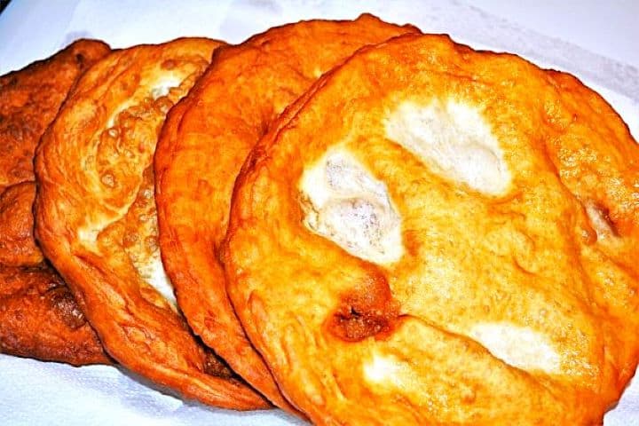 Homemade Fried Dough Recipe-Fried Dough Fried Dough on the Table