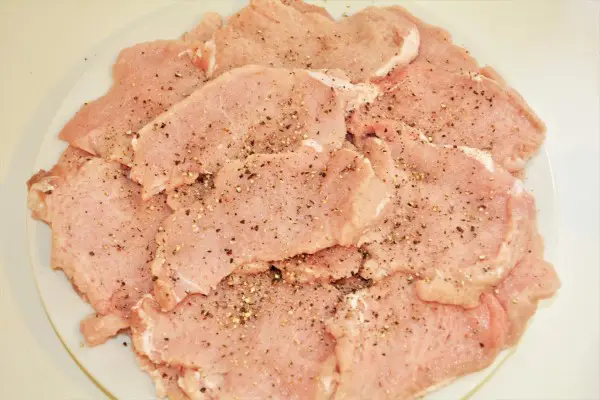 Fried Breaded Pork Chops Recipe-Seasoned Pounded Pork Chops
