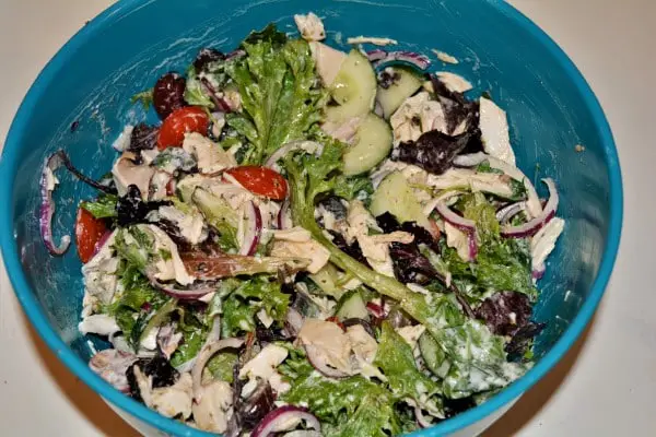 Best Homemade Chicken Salad Recipe - Mixed Chicken Salad Ingredients With Dressing