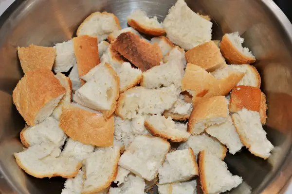Best Simple Bread Pudding Recipe - Bread Cut in Cubes