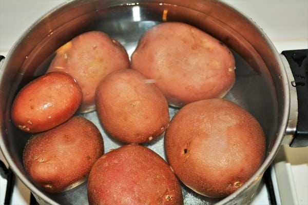 Best Simple Potato Salad Recipe-Boiling Red Potatoes