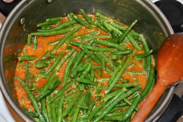 Hungarian Green Bean Soup Recipe-Frozen Green Beans in Soup Pot With a Bit of Water