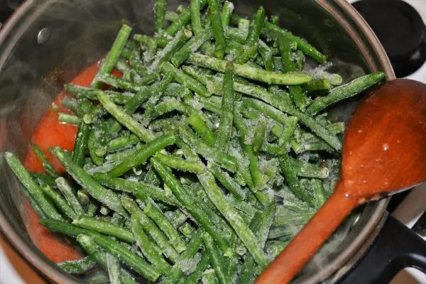 Hungarian Green Bean Soup Recipe-Frozen Green Beans in Soup Pot