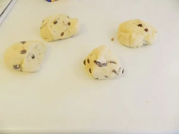 Sweet Bread-Dividing Dough in Four