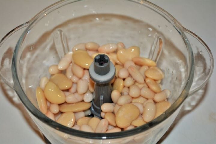 Easy Homemade Refried Beans Recipe-White Beans in the Electric Chopper White Beans in the Electric Chopper