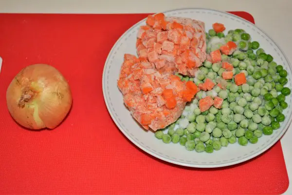 Simple Turkey Fried Rice Recipe-One Onion and Frozen Carrots and Peas