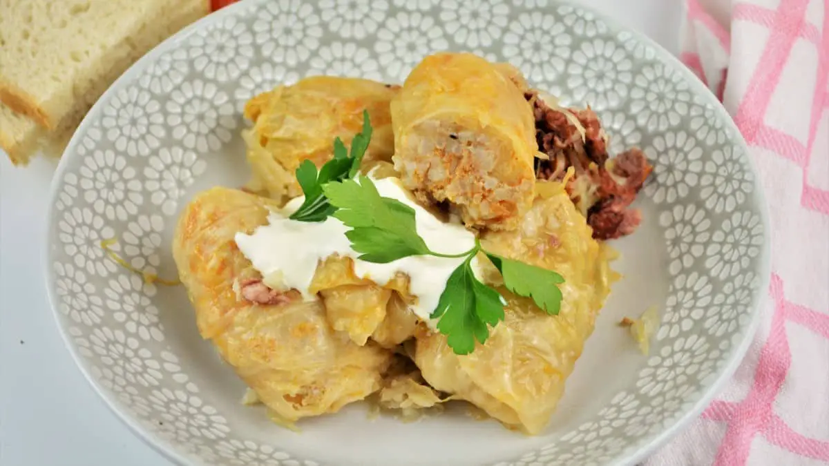 Best Hungarian Stuffed Cabbage Rolls Recipe