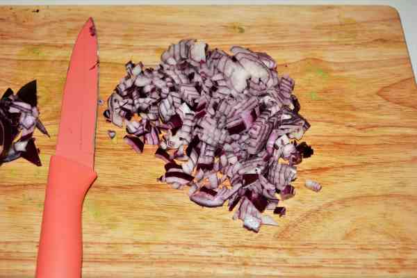 Best Homemade Guacamole Recipe-Chopped Red Onion