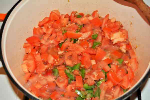 Best Turkey Cacciatore Recipe-Chopped Tomatoes in the Pot Over the Vegetables