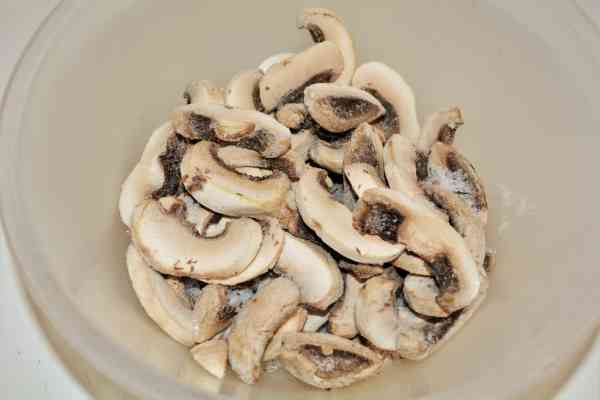 Best Turkey Cacciatore Recipe-Frozen Sliced Mushroom