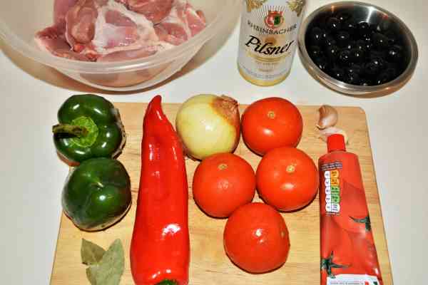 Best Turkey Cacciatore Recipe-Ingredients