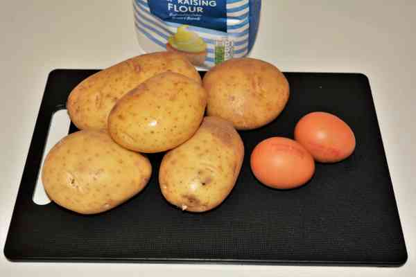 Homemade Hash Browns Recipe-Potatoes, Eggs and Flour