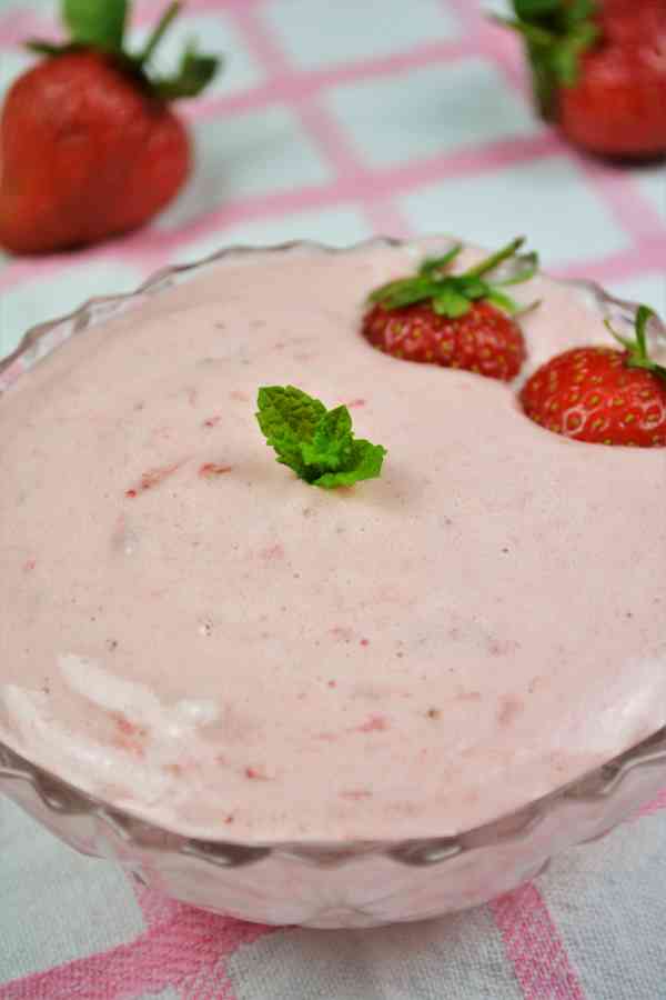Strawberry Mousse Recipe Without Gelatin-Served in Bowl With Strawberry on Top