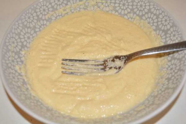 Semolina Dumplings Soup-Dumplings Batter Rested semolina dumpling batter mixed from beaten eggs and coarse wheat semolina.