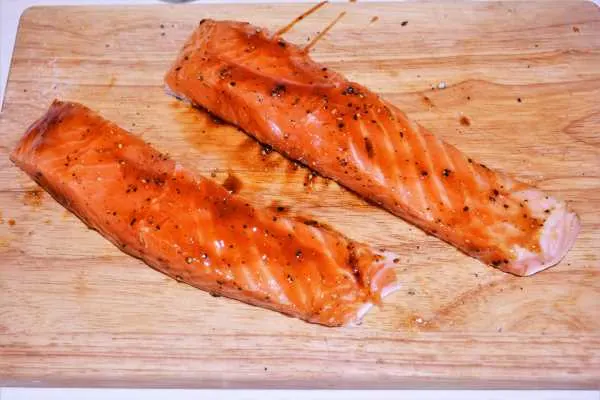 Air Fryer Teriyaki Salmon-Teriyaki Glazed Salmon Fillets on Chopping Board