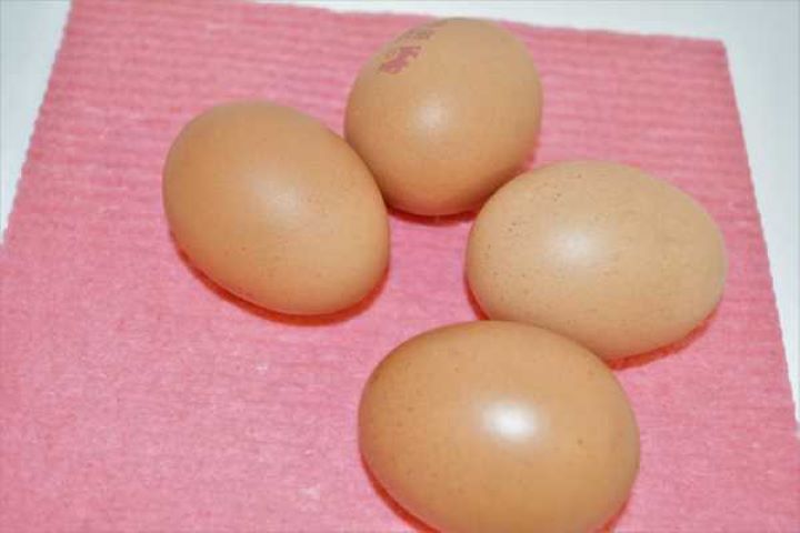 Turkey Schnitzel Recipe-Four Eggs on the Table Four large free-range eggs on the counter for turkey schnitzel egg wash.