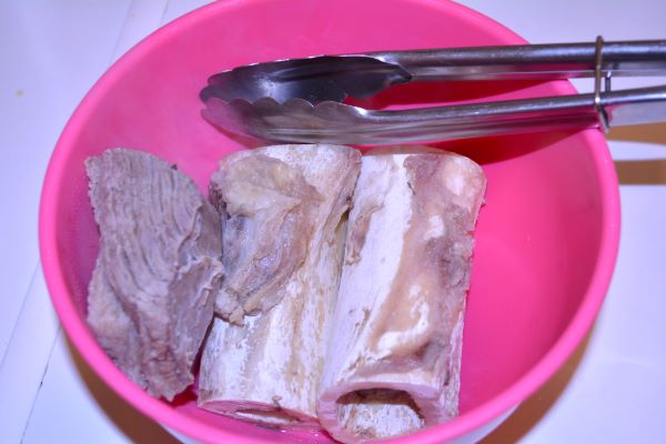 Tripe Soup Recipe-Boiled Beef Meat and Bone in the Bowl