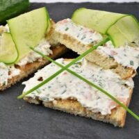 cropped-Best-Smoked-Salmon-Cream-Cheese-Recipe-Served-on-Toast-With-Cucumber-Thin-Slices3-1.jpg