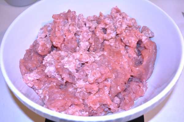 Skinless Sausages-Mixed Pork and Turkey Mince in the Bowl