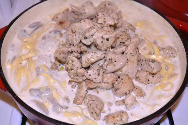 Chicken and Mushroom Alfredo-Fried Chicken Cubes Add Back in the Pot