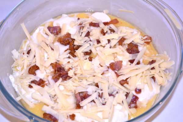 Creamy Mozzarella Polenta-Fried Bacon and Grated Cheddar on the First Layer