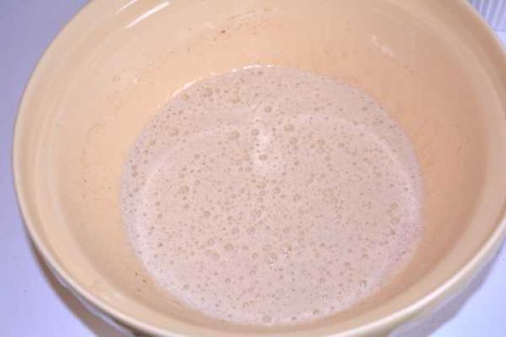 Eggs Beating eggs, cinnamon, and vanilla extract in a mixing bowl until foamy and creamy.