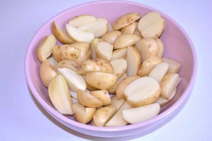Potatoes Cut Baby Potatoes in the Bowl