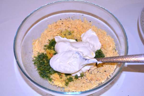 Deviled Eggs Without Vinegar-Sour Cream and Dill on the Filling in the Bowl