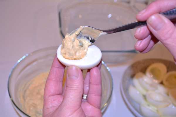 Deviled Eggs Without Vinegar-Stuffing the Egg Whites With the Filling