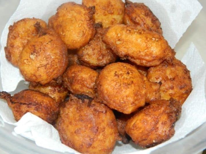 Cottage Cheese Donuts-Fried Donuts in the Bowl Draining Fried Donuts in the Bowl