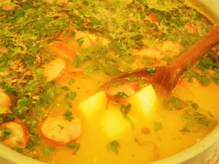 Parsley in smoked sausage potato soup Add Chopped Parsley in Potatoes Soup in the Pot