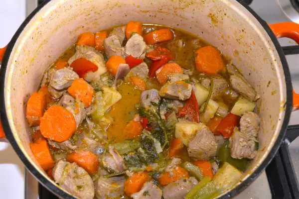 Turkey Spread-Turkey Stew in the Pot