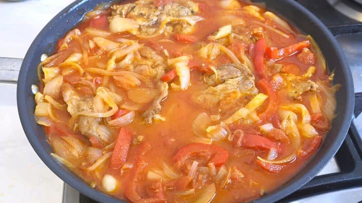 Sauteeing Pork and Pepper Stew in the Pan