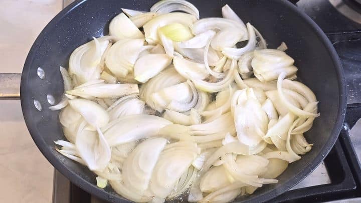 Sauteeing Sliced Onions in the Pan