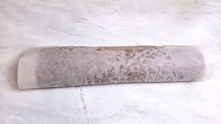 Rouled Apple Cake in the Baking Paper