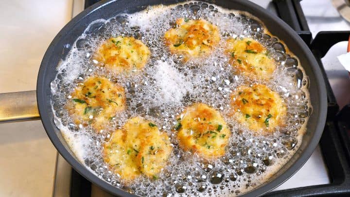 Fried Polpette di Pane in the Pan