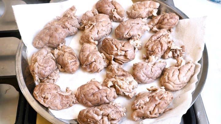 Cooling Boiled Pork Brains on a Large Plate